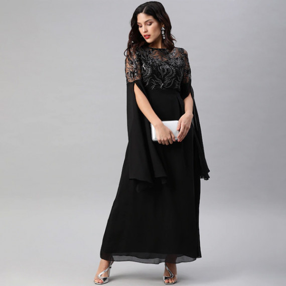 http://13.201.150.207/products/black-embellished-slit-sleeves-maxi-dress