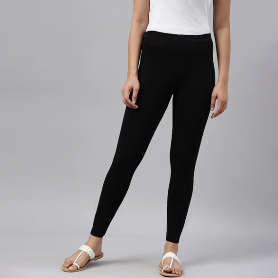 http://13.201.150.207/products/women-black-solid-ankle-length-leggings