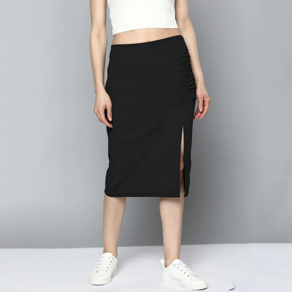 http://13.201.150.207/products/women-black-pure-cotton-solid-ruched-straight-skirt