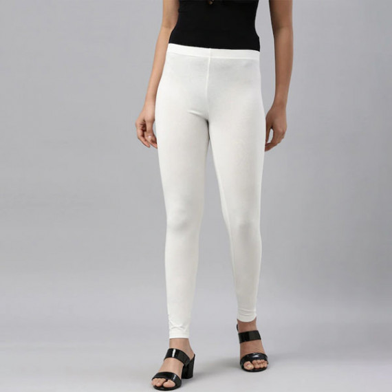 http://13.201.150.207/products/women-cream-coloured-solid-ankle-length-leggings