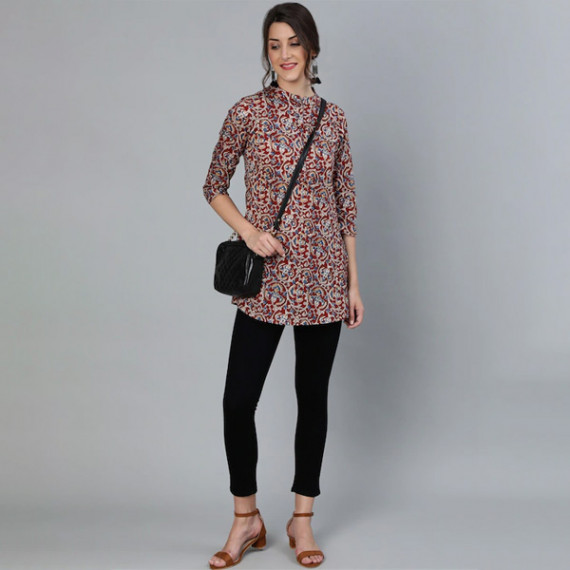 http://13.201.150.207/products/womens-maroon-cream-coloured-printed-tunic