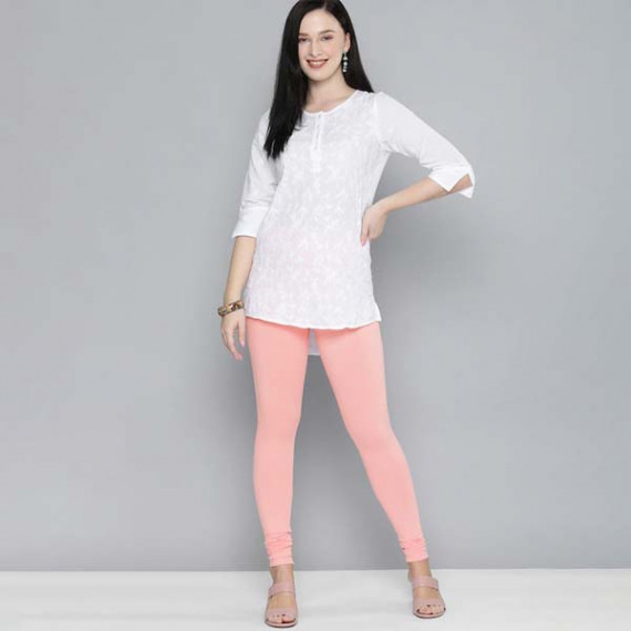 http://13.201.150.207/products/women-pink-solid-leggings