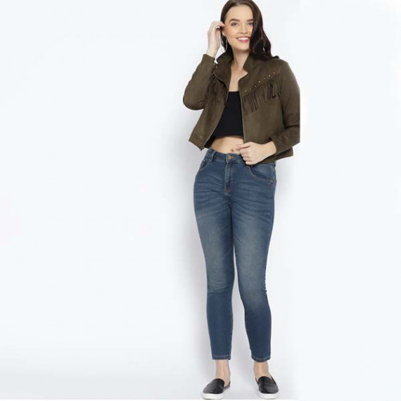 http://13.201.150.207/products/women-navy-blue-slim-fit-high-rise-clean-look-jeans