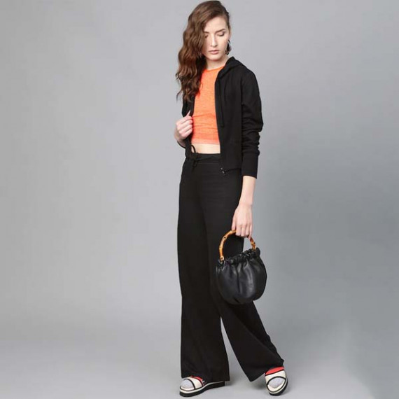 http://13.201.150.207/products/women-black-regular-fit-solid-wide-leg-track-pants