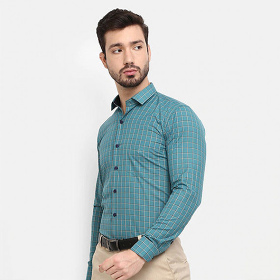 http://13.201.150.207/products/men-green-checked-formal-shirt