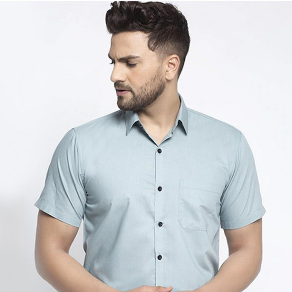 http://13.201.150.207/products/men-sea-green-regular-fit-solid-casual-shirt