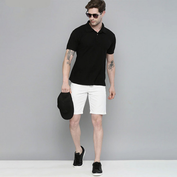 http://13.201.150.207/products/men-white-slim-fit-chino-shorts