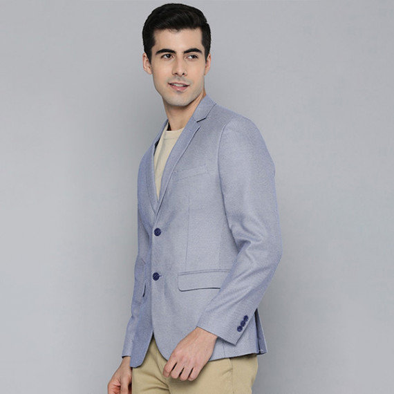 http://13.201.150.207/products/men-blue-self-design-textured-regular-fit-smart-casual-blazer