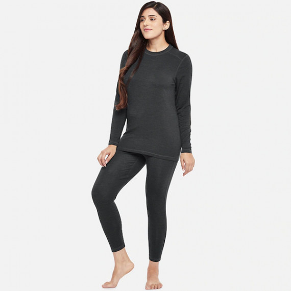 http://13.201.150.207/products/women-charcoal-grey-pack-of-2-solid-merino-wool-bamboo-full-sleeves-thermal-tops